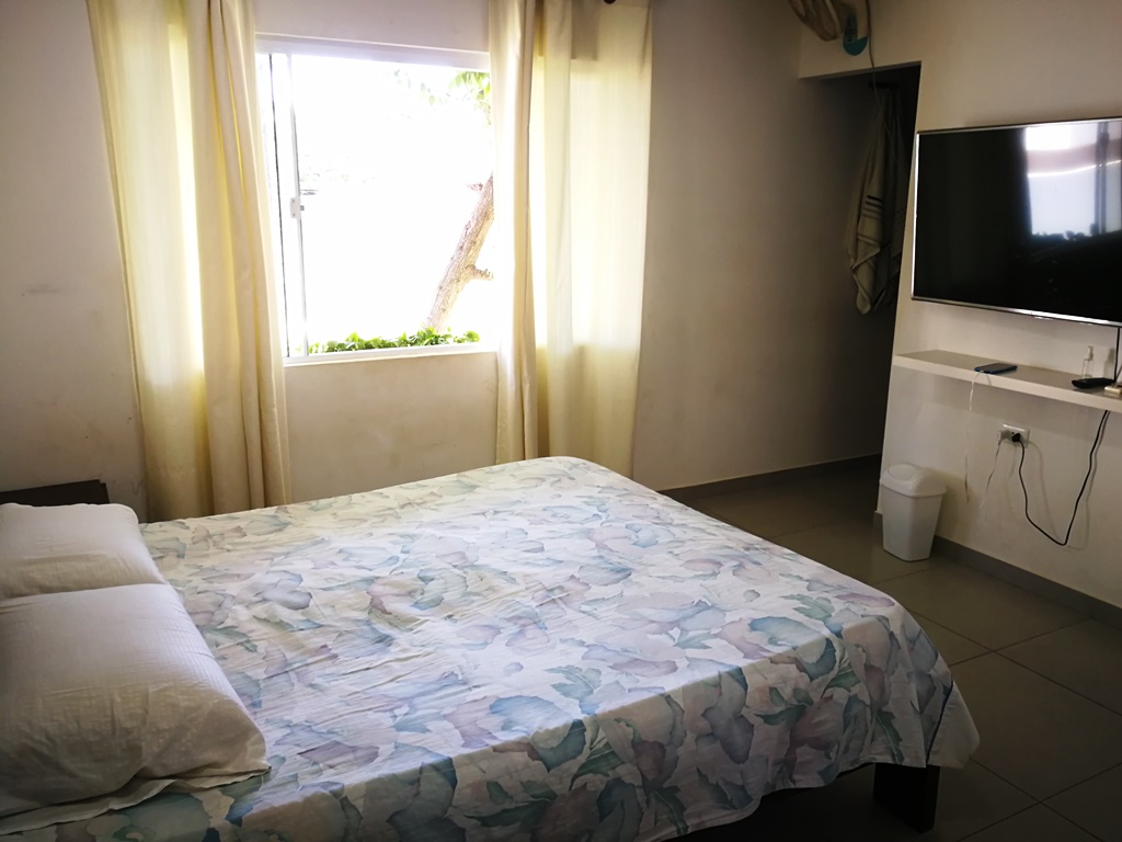 Terreno con construcción de Duplex EN VENTA
