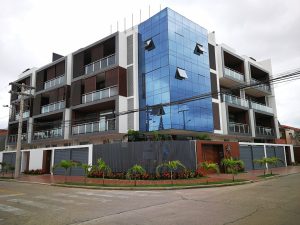 monoambiente en alquiler en condominio las piñas