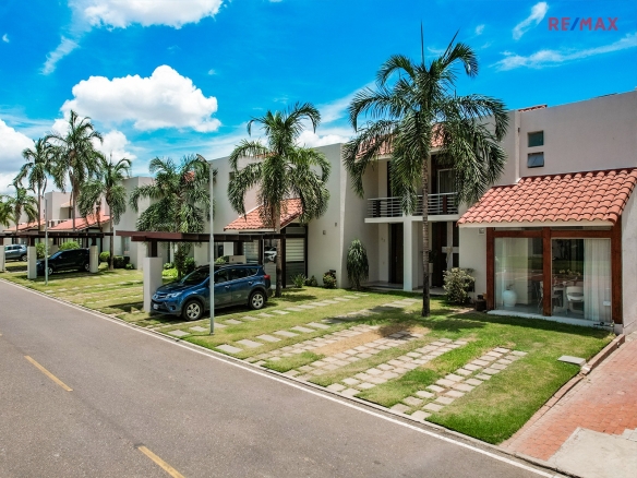 Casa en venta Villa Toscana Rolando Moro
