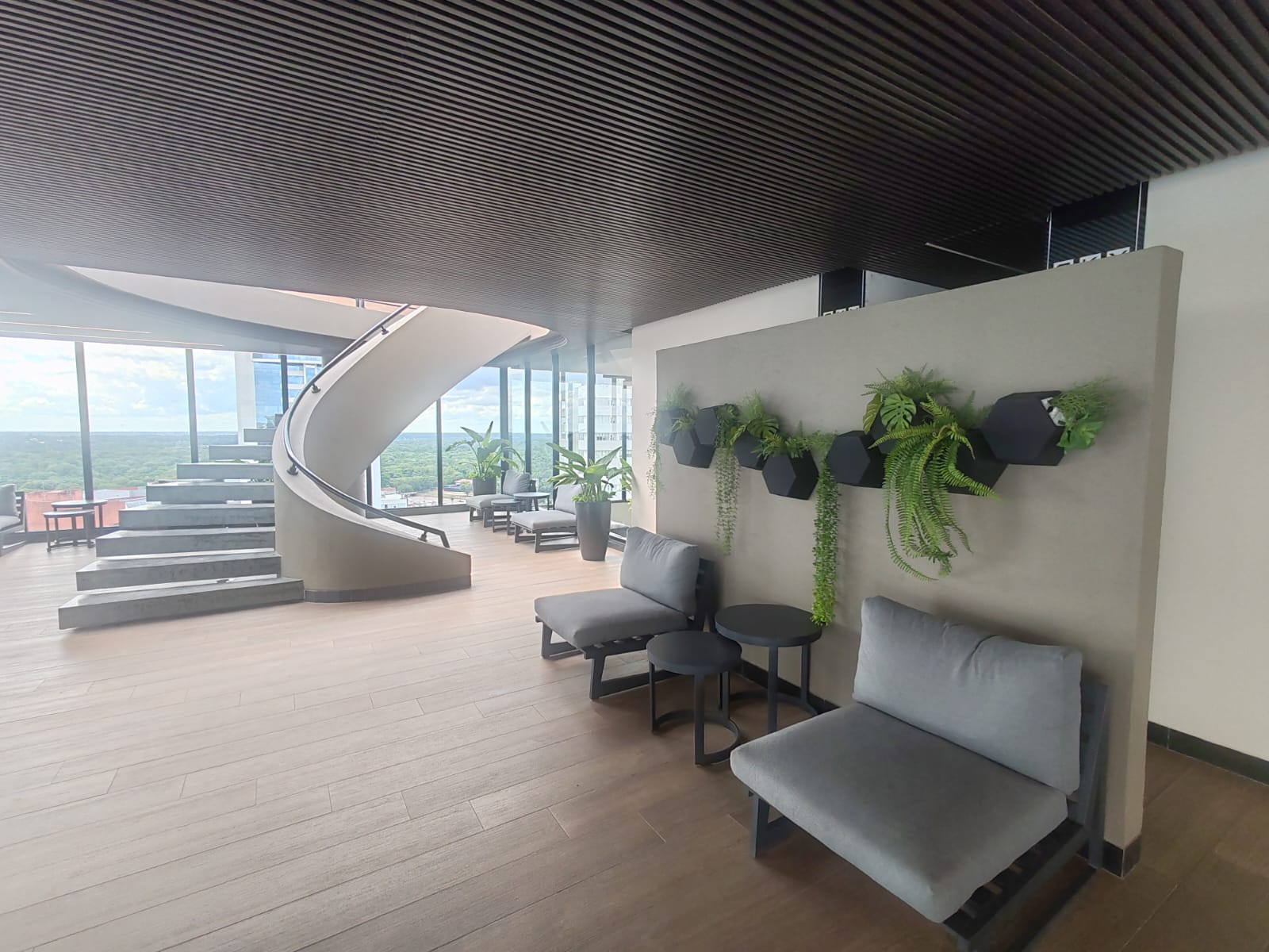 alquiler departamento Equipetrol Santa Cruz edificio moderno