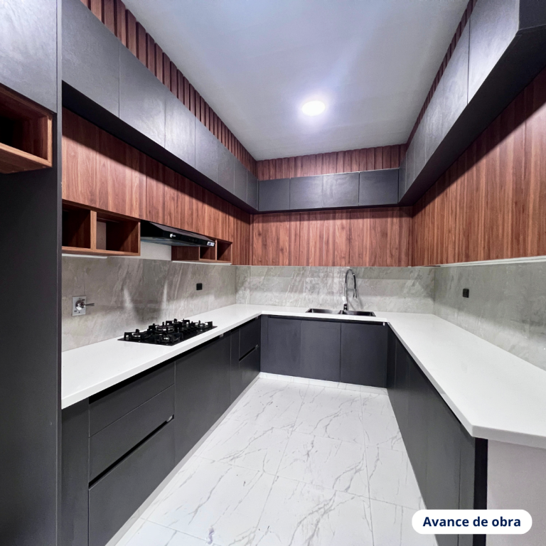 Casa en venta avenida Piraí Cocina